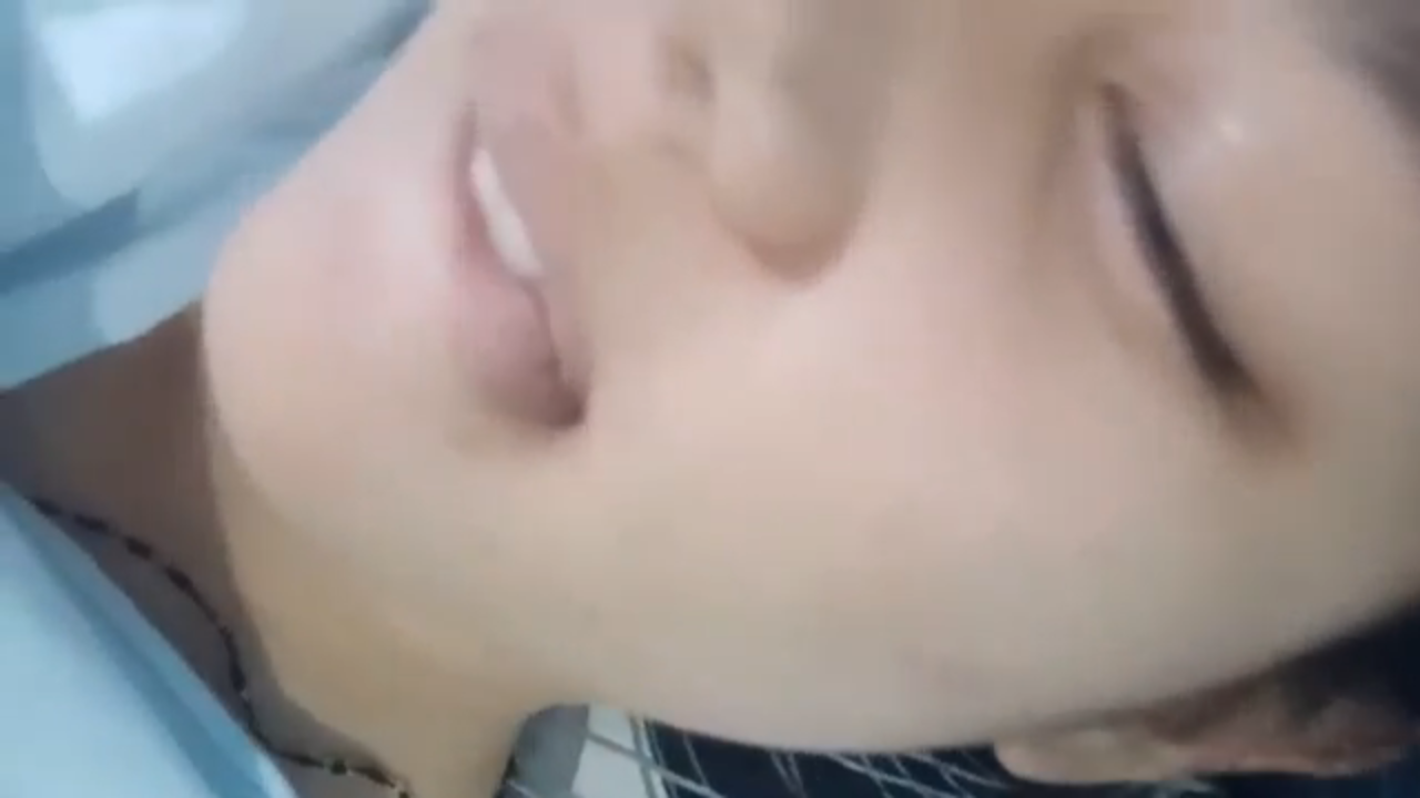Kagat Labi si Cristy Habang Hinihimas Ang Kiffy