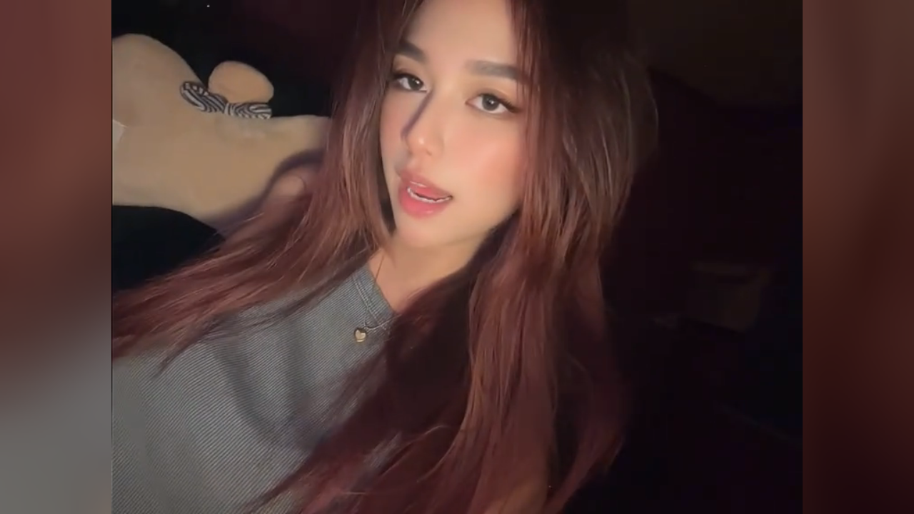 Pinakita ni Ganda Ang Makinis na Hiwa